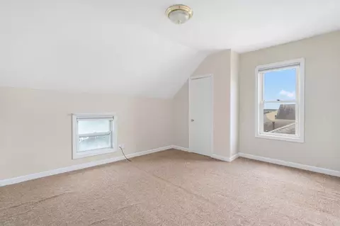915 Walnut St, Fall River, MA 02720 photo 7