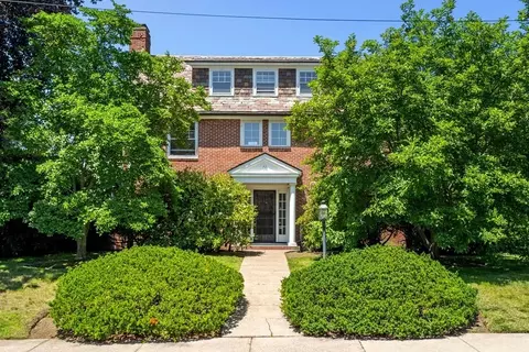 66 Phillips Ave, Swampscott, MA 01907