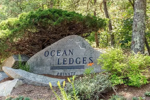 41 Quarry Ridge Ln #41, Rockport, MA 01966