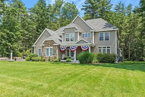 33 Alexander Way, Dunstable, MA 01827 photo 2