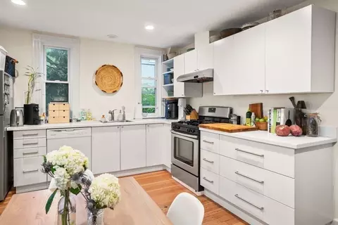 18 Bowker St, Brookline, MA 02445 photo 27