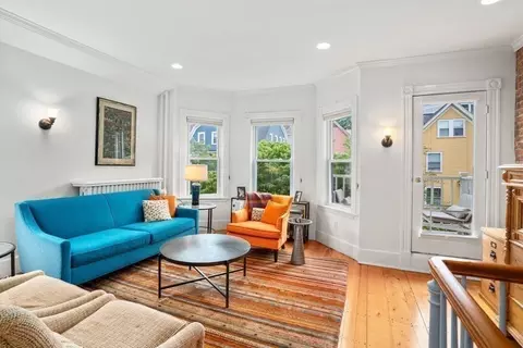 18 Bowker St, Brookline, MA 02445 photo 4