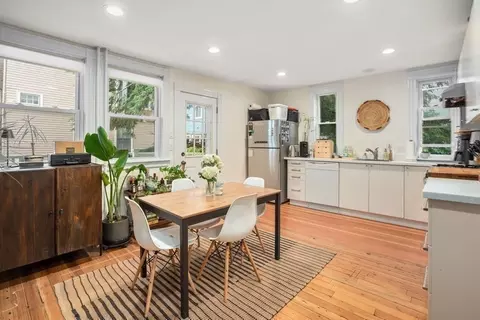18 Bowker St, Brookline, MA 02445 photo 28