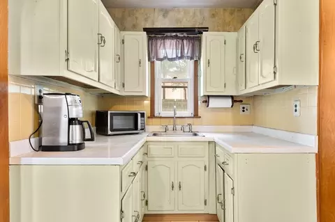 29 Walnut St, Attleboro, MA 02703 photo 18