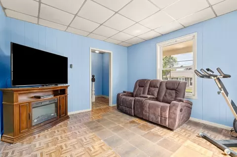 29 Walnut St, Attleboro, MA 02703 photo 12