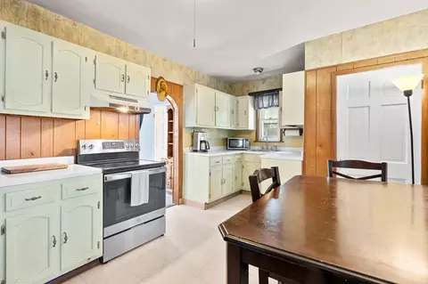 29 Walnut St, Attleboro, MA 02703 photo 21
