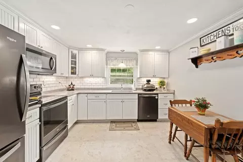 64 Buttonwood Ave, Sutton, MA 01590 photo 9