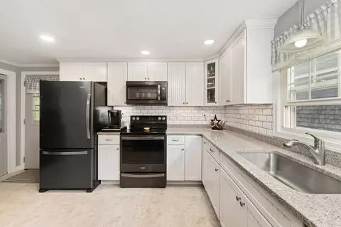 64 Buttonwood Ave, Sutton, MA 01590 photo 10