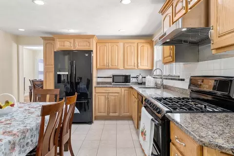 117 Belmont St, Everett, MA 02149 photo 15