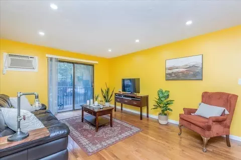 458-460 Eastern Ave #16, Lynn, MA 01902