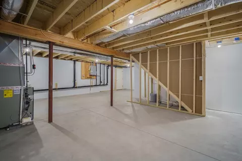 52 Drexel St, Springfield, MA 01104 photo 34