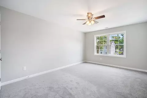52 Drexel St, Springfield, MA 01104 photo 13