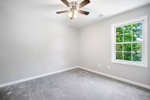 52 Drexel St, Springfield, MA 01104 photo 21