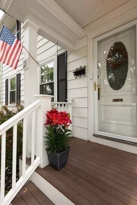 25 Porter St, Danvers, MA 01923 photo 9