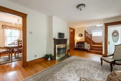 25 Porter St, Danvers, MA 01923 photo 14