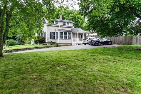 91 Highland St, Taunton, MA 02780