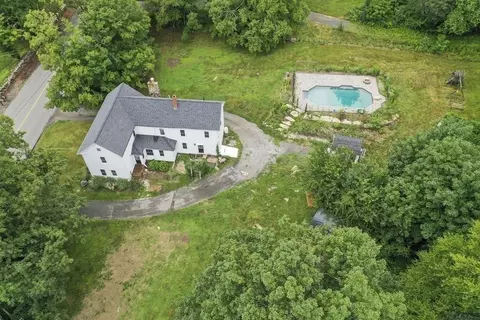 235 Manchaug Rd, Sutton, MA 01590 photo 3