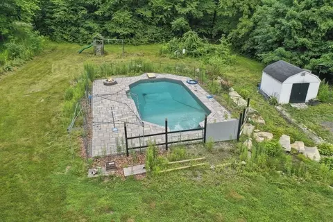 235 Manchaug Rd, Sutton, MA 01590 photo 5
