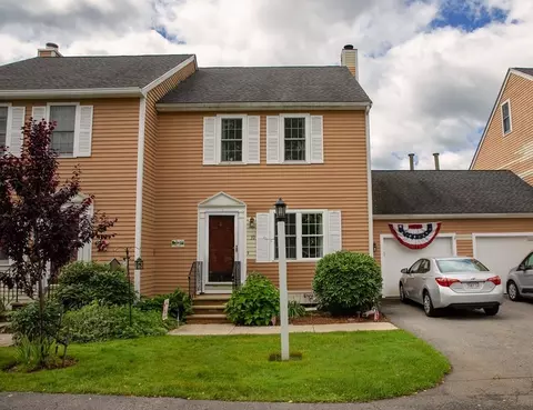 39 Whittier Mdws #39, Amesbury, MA 01913