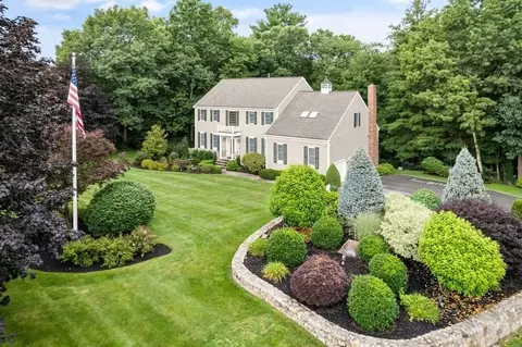 80 York Brook Rd, Canton, MA 02021