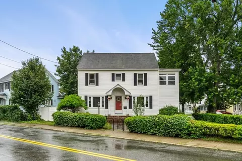 428 Parker St, Lowell, MA 01851