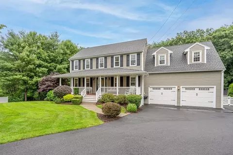 32 Christina Dr, Walpole, MA 02081