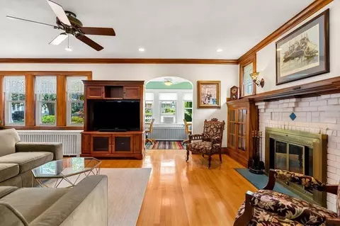 16 Parkview Rd, Reading, MA 01867 photo 3