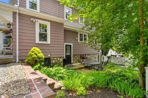16 Parkview Rd, Reading, MA 01867 photo 32