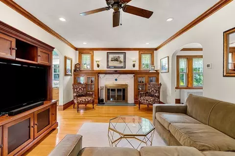 16 Parkview Rd, Reading, MA 01867 photo 6