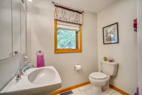 14 Primrose Path, Hatfield, MA 01038 photo 25