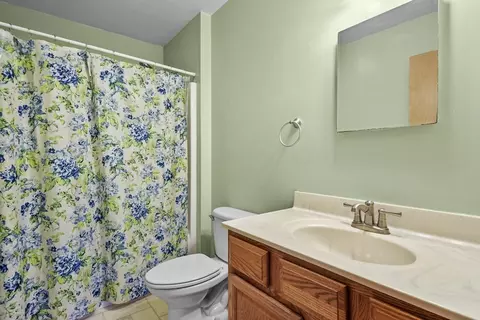 6 Benoit St, Worcester, MA 01604 photo 21