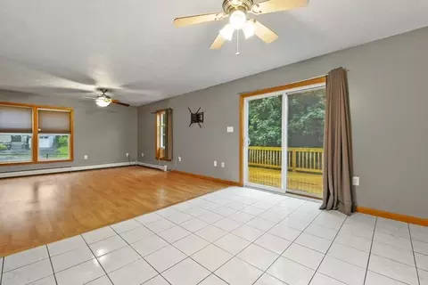 6 Benoit St, Worcester, MA 01604 photo 9