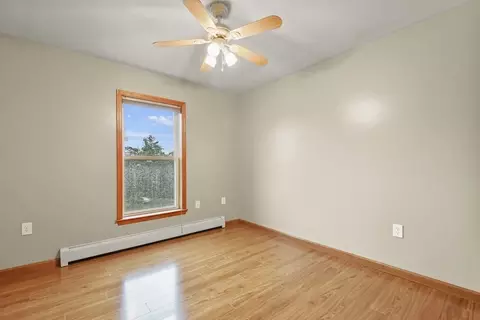 6 Benoit St, Worcester, MA 01604 photo 17