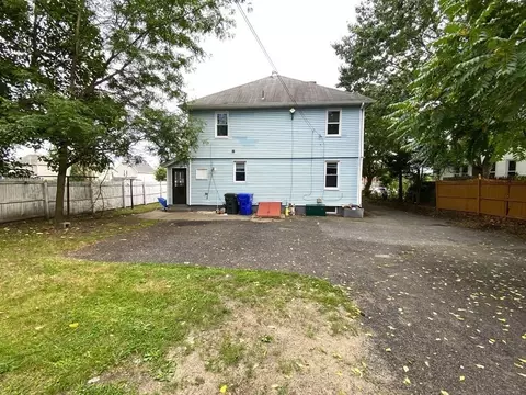 40 Marshall St, Springfield, MA 01109 photo 5