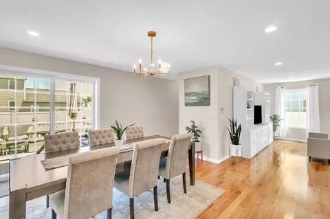 313 Gilbert Ave, Springfield, MA 01109 photo 15