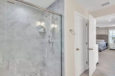 313 Gilbert Ave, Springfield, MA 01109 photo 23