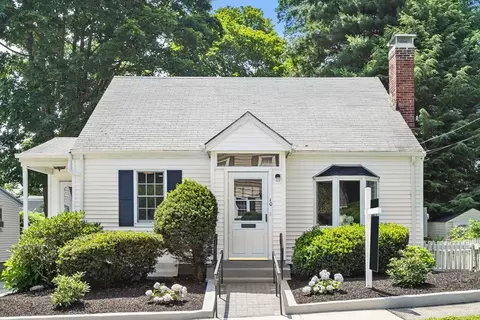 10 Roland St, Medford, MA 02155