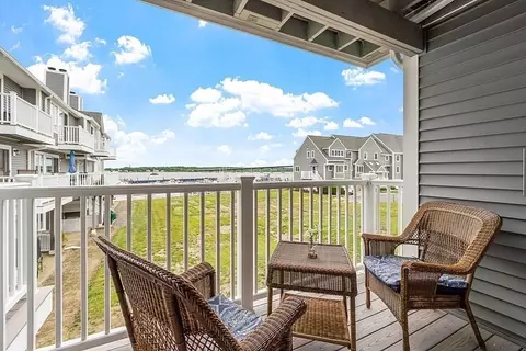700 Shore Dr #809, Fall River, MA 02721 photo 4