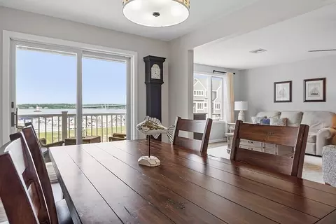 700 Shore Dr #809, Fall River, MA 02721 photo 11