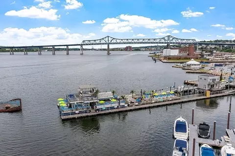700 Shore Dr #809, Fall River, MA 02721 photo 3