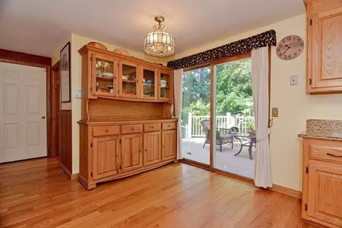 7 Matthew Dr, Franklin, MA 02038 photo 5