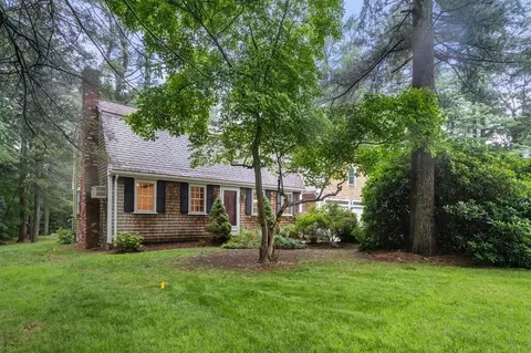 642 Foundry St, Easton, MA 02375
