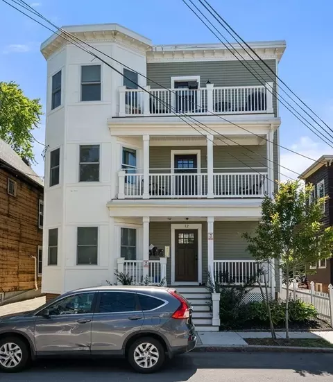 12 Morton St #2, Somerville, MA 02145
