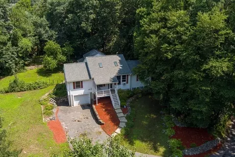 85 Thayer St, Millville, MA 01529