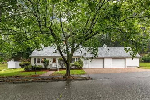 38 Biscayne Ave, Saugus, MA 01906