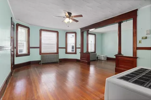 186 Buffinton St, Fall River, MA 02721 photo 3