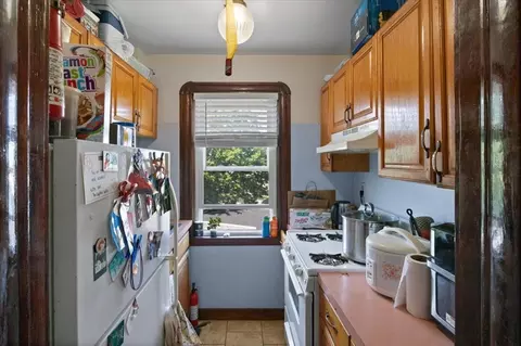 186 Buffinton St, Fall River, MA 02721 photo 21