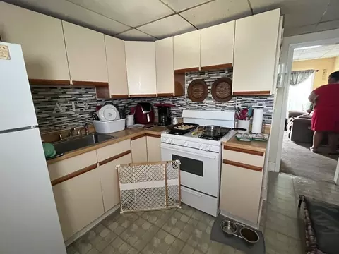 210 George St, Fall River, MA 02720 photo 10