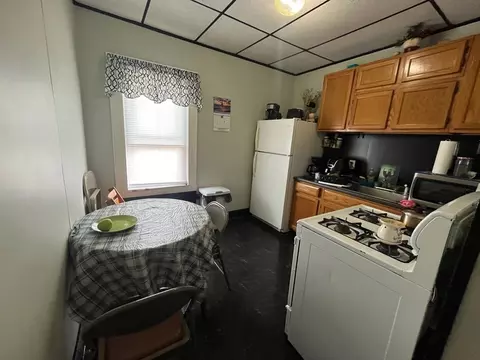 210 George St, Fall River, MA 02720 photo 12