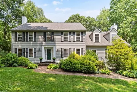 5 Brooks Hill Rd, Lincoln, MA 01773